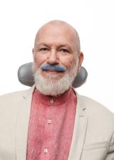 Foto de TUCA MUNHOZ BIGODE AZUL